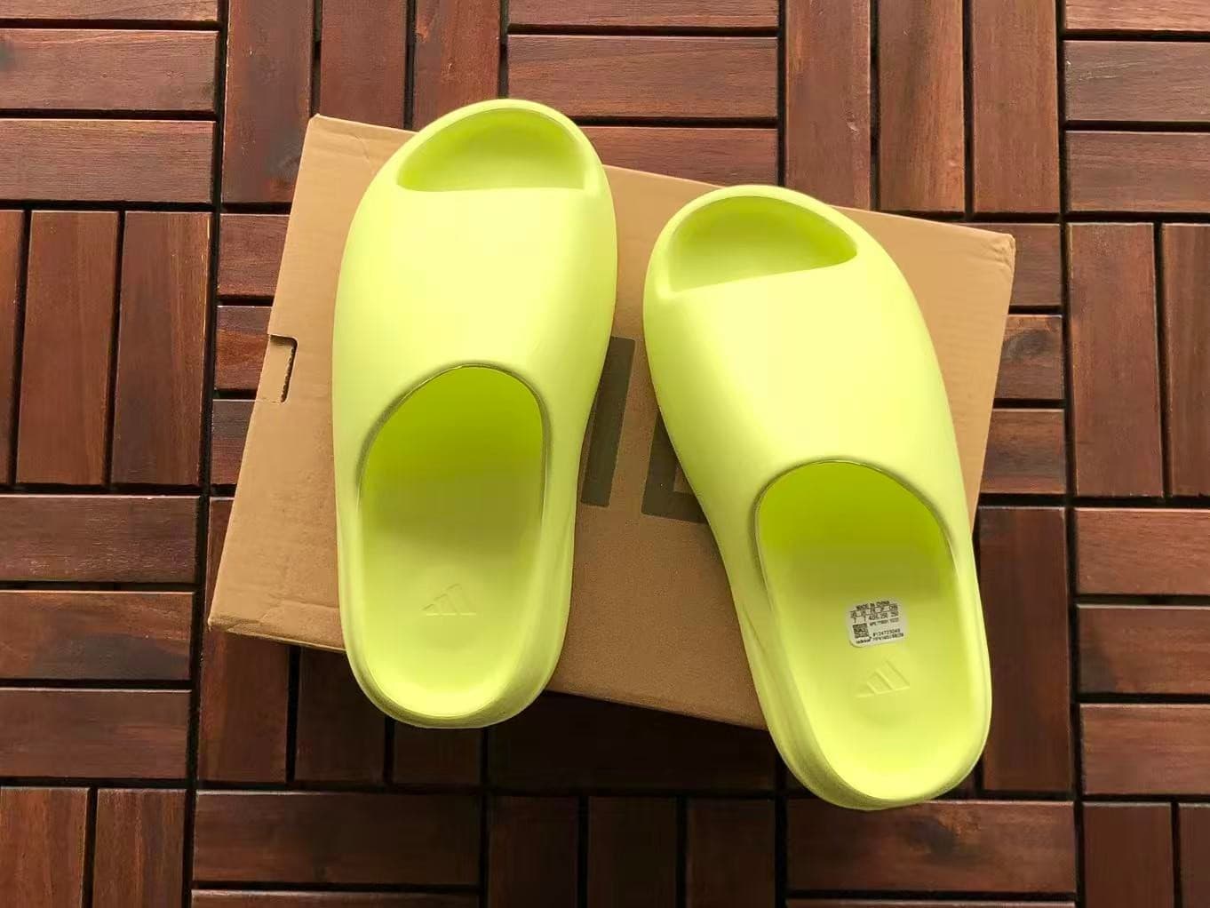 Slide, colour 5