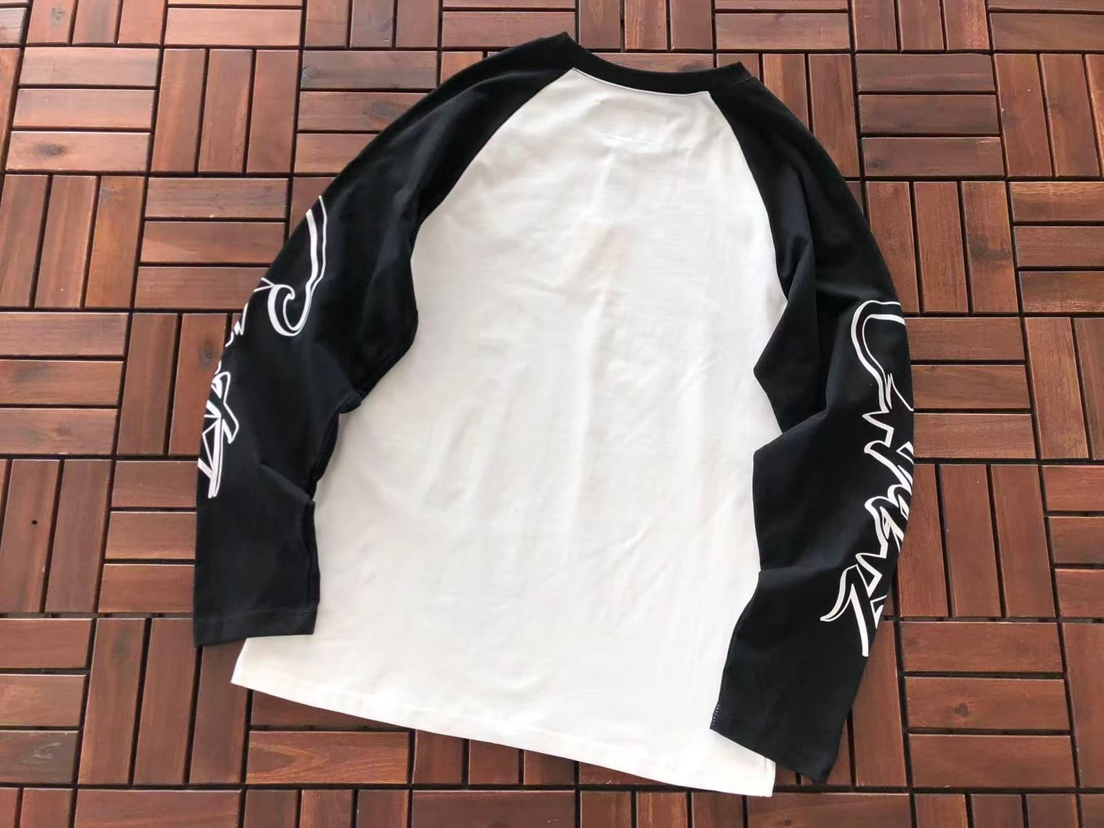 Corteiz Raglan Long Sleeve Top