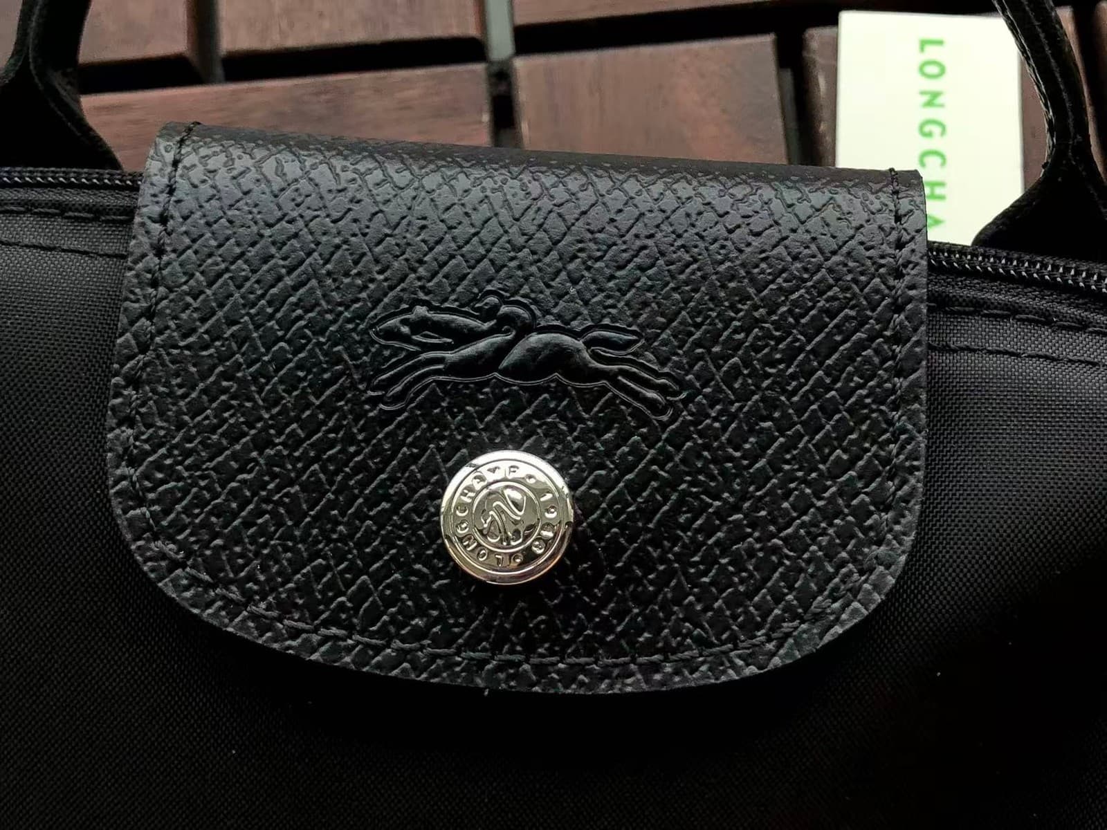 Product detail photo 1