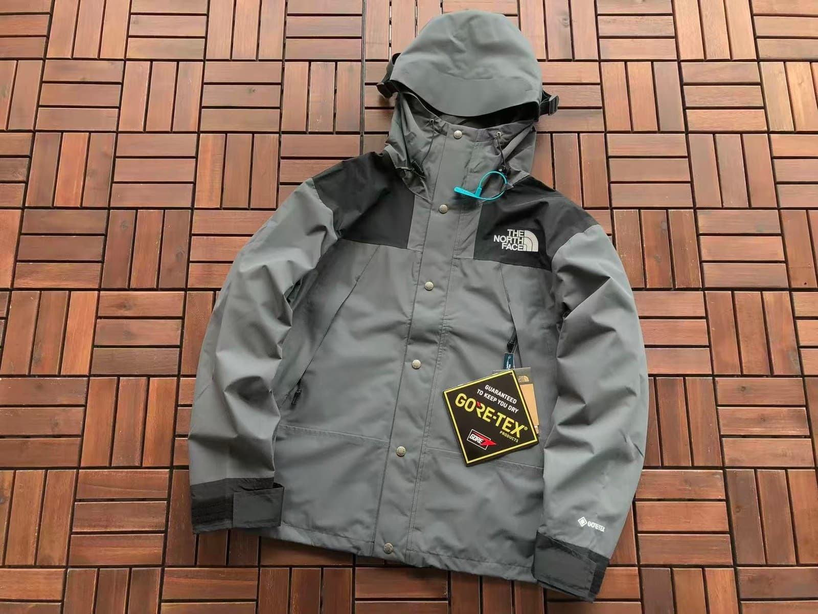 Dark grey / black