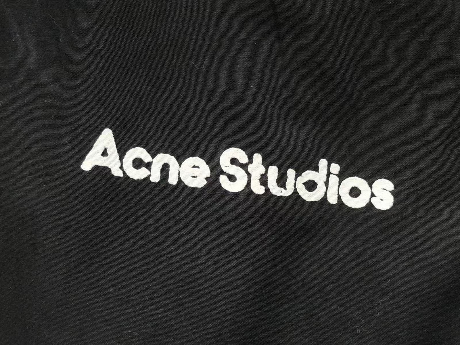 Product detail photo 2