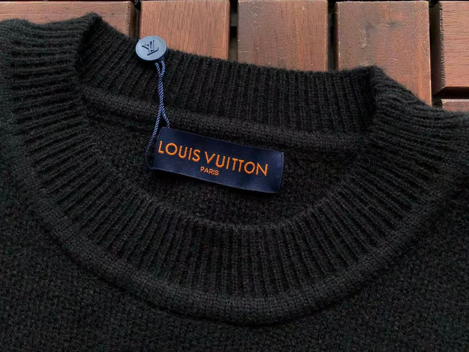 Product detail photo 3