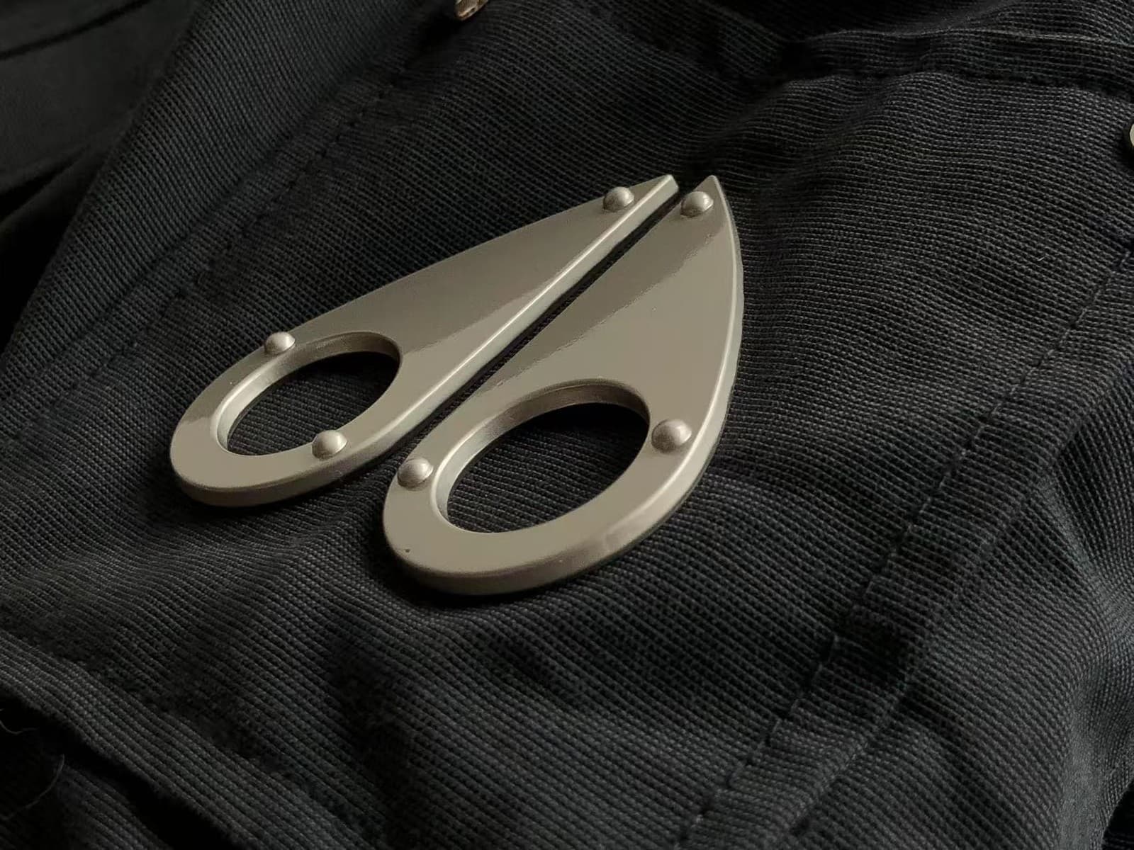 Product detail photo 3