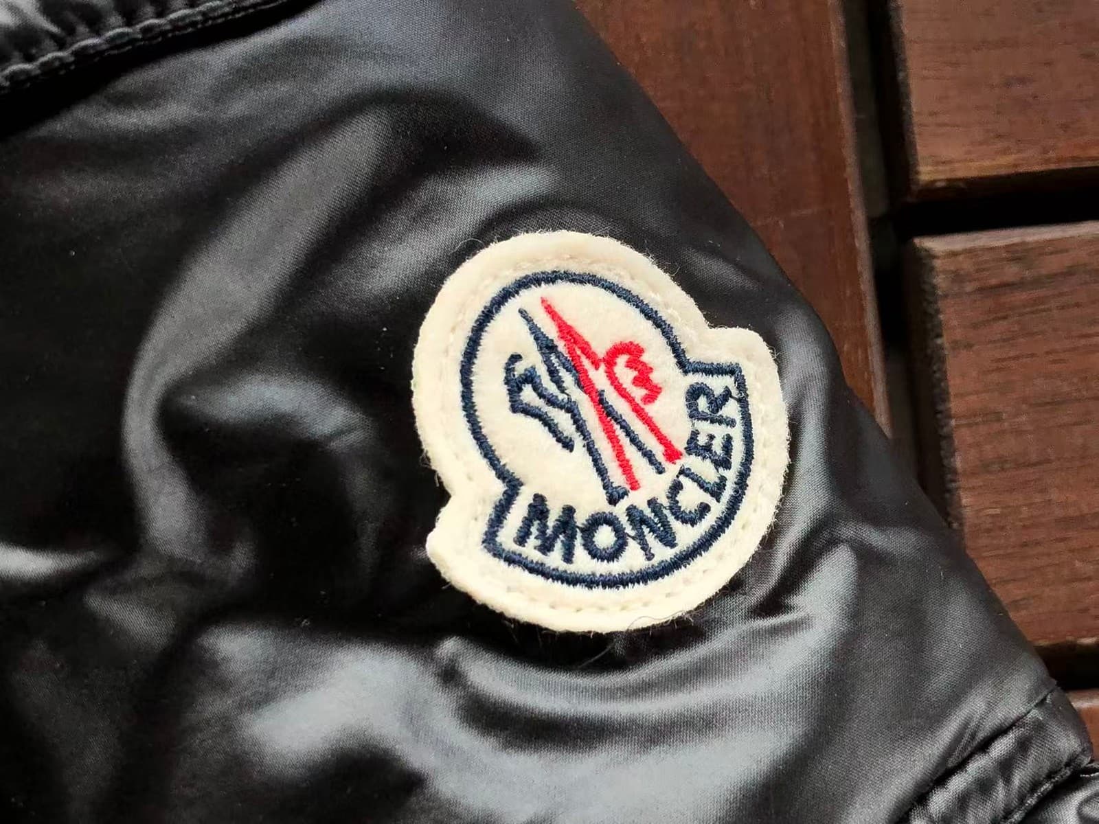 Product detail photo 2